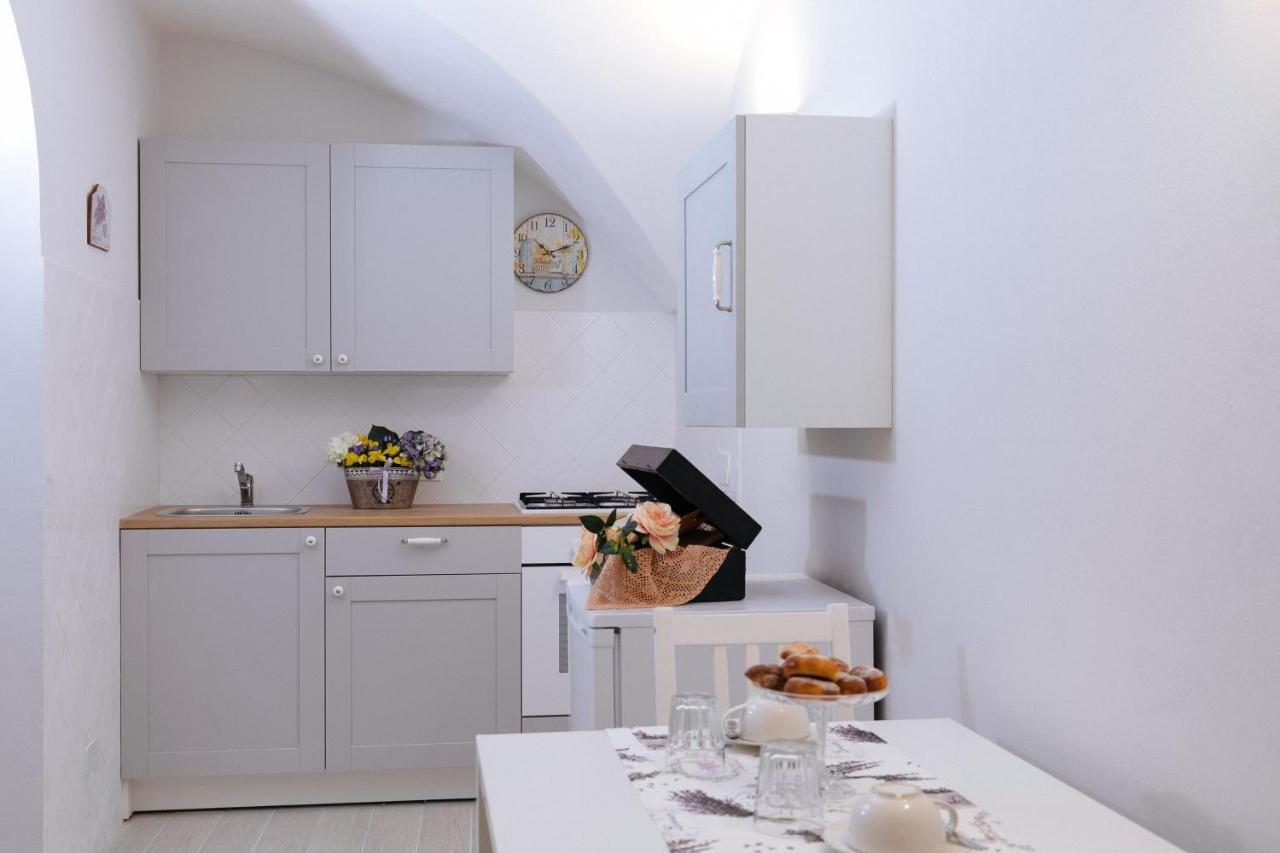 La Casa Di Aneti Apartman Dolceacqua Kültér fotó