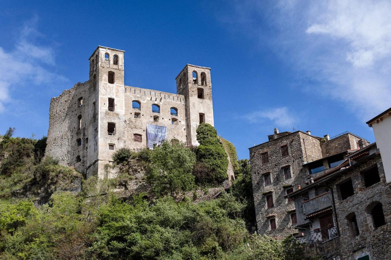 La Casa Di Aneti Apartman Dolceacqua Kültér fotó